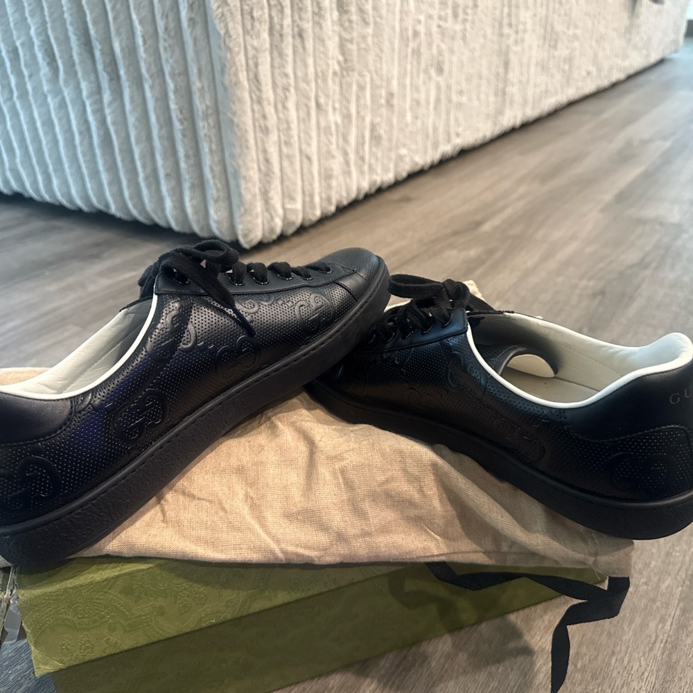 Gucci Black Men's Sneakers - Picture 4 of 6